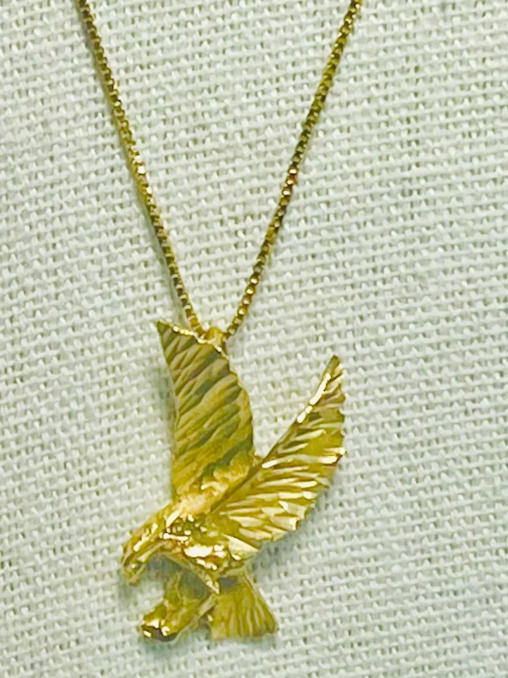 14k Solid Gold Eagle in Flight 19 Inch Necklace